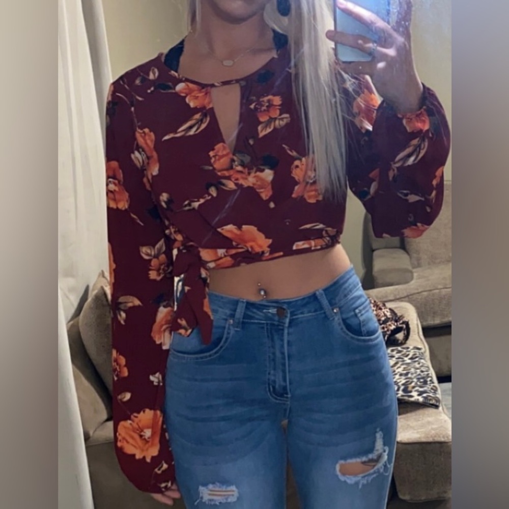 Red Floral Top - Picture 4 of 4